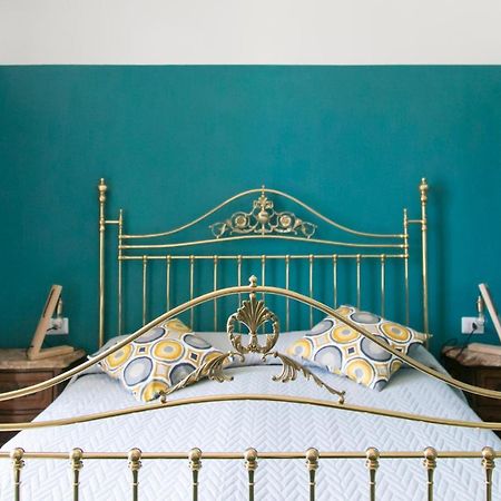 A Casa Di Nina Guest House เนเปิลส์ ภายนอก รูปภาพ